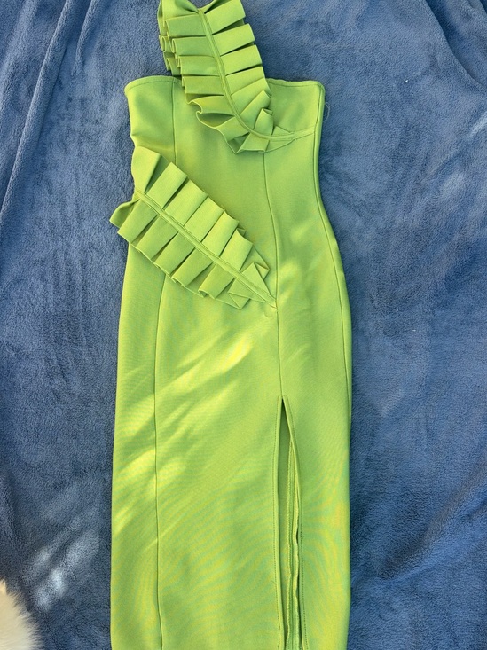 Dresses & Skirts - One-Shoulder Ruffle Midi Dress in Lime Green